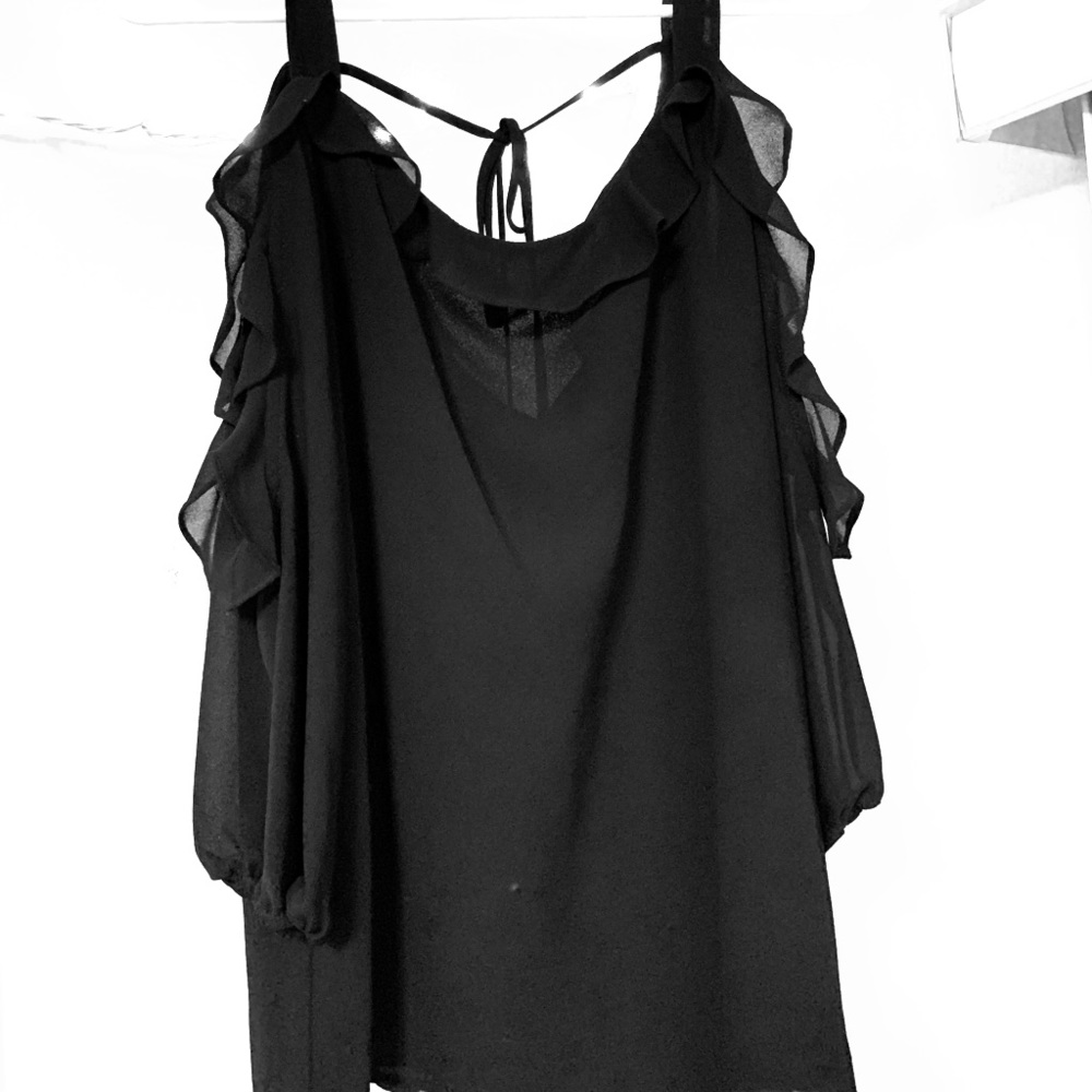 Naked Zebra • Flowy Black Top • Med